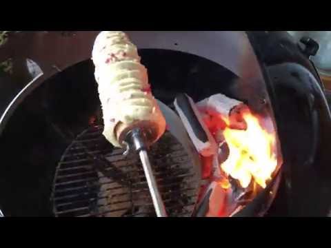 Moesta-BBQ FeuerWalze für Rotisserie: Baumstriezel aus dem Kugelgrill