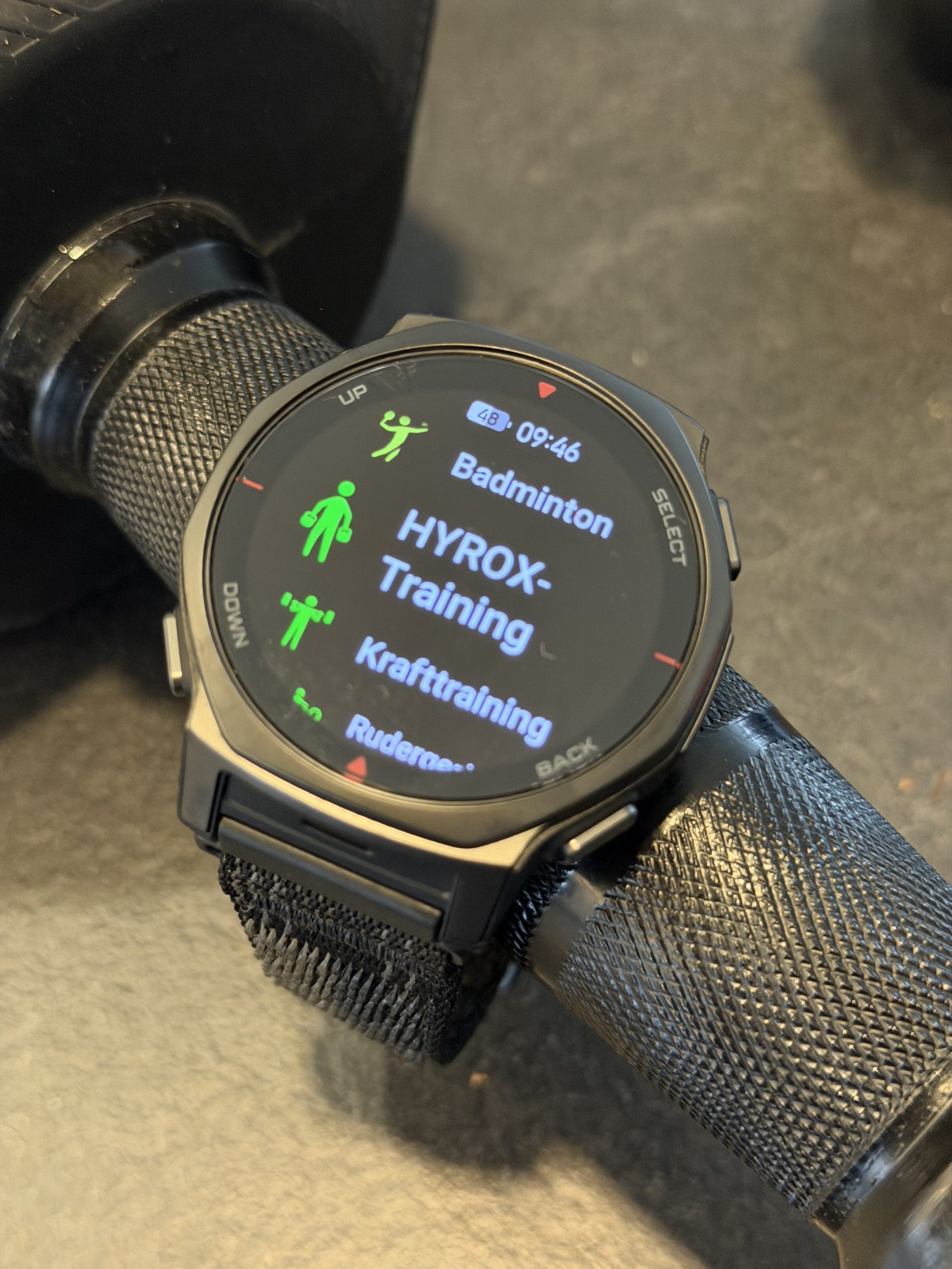 Amazfit T-Rex 3 Pro im Test beim Hantel Training